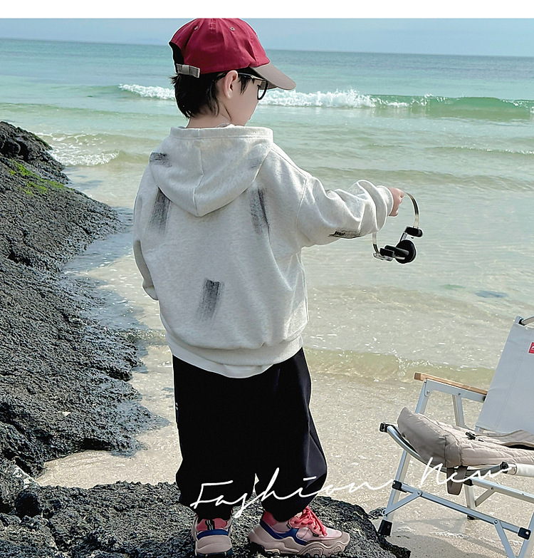 童话记忆2024秋季新款童装儿童韩版百搭手绘字母卫衣男童连帽衫潮详情2