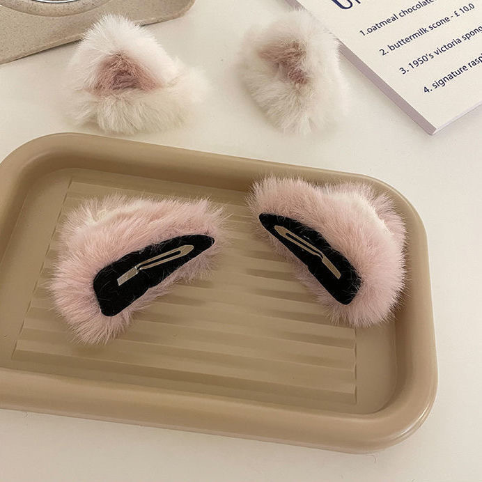 The new autumn and winter 2021 collection features sweet and sensual cat ear hair clips, faux fur rabbit hair top clips, plush hair clips, and Japanese and Korean hair accessories pic 10