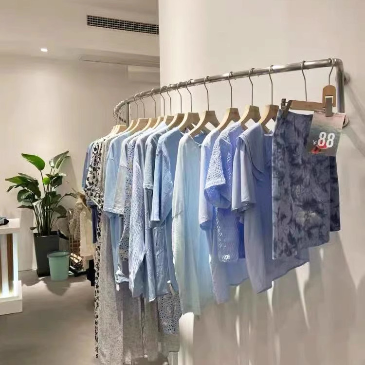 服装店实木儿童衣架无痕挂钩家用加粗成人裤架防滑晾衣架衣挂批发详情6