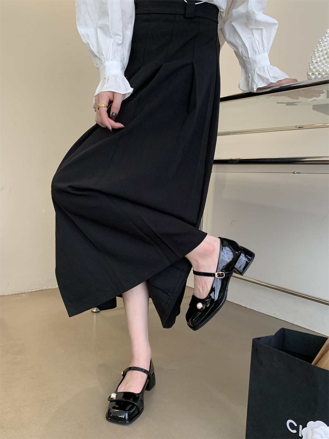 2023秋季新款时尚方头珍珠小香风纯色玛丽珍粗跟百搭时装单鞋女详情16