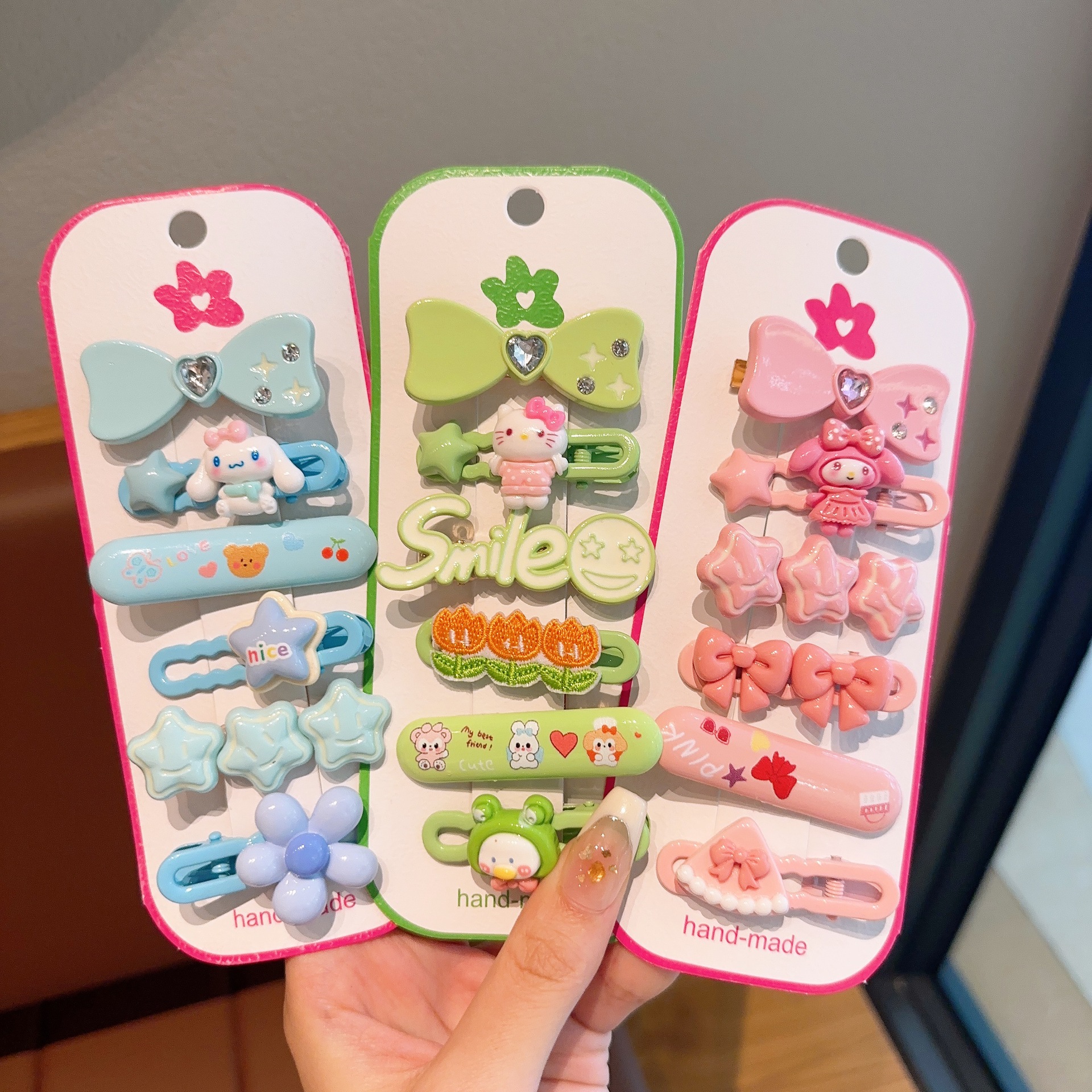 Cute and fluffy large strawberry bear clip cartoon hair clip, new autumn and winter sweet and girlish shark clip headwear pic 20