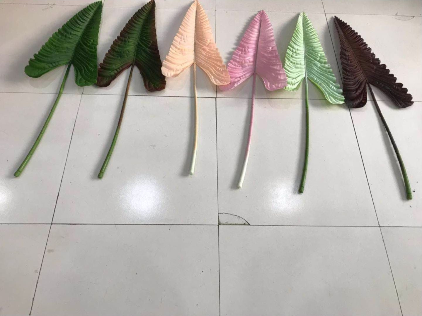Simulated wedding leaves, simulated Persian leaves, simulated turtle-back leaves, simulated fan leaves, simulated Japanese taro leaves, simulated flowers, simulated lawns, simulated trees, simulated vines, simulated flowers, simulated greenery pic 11