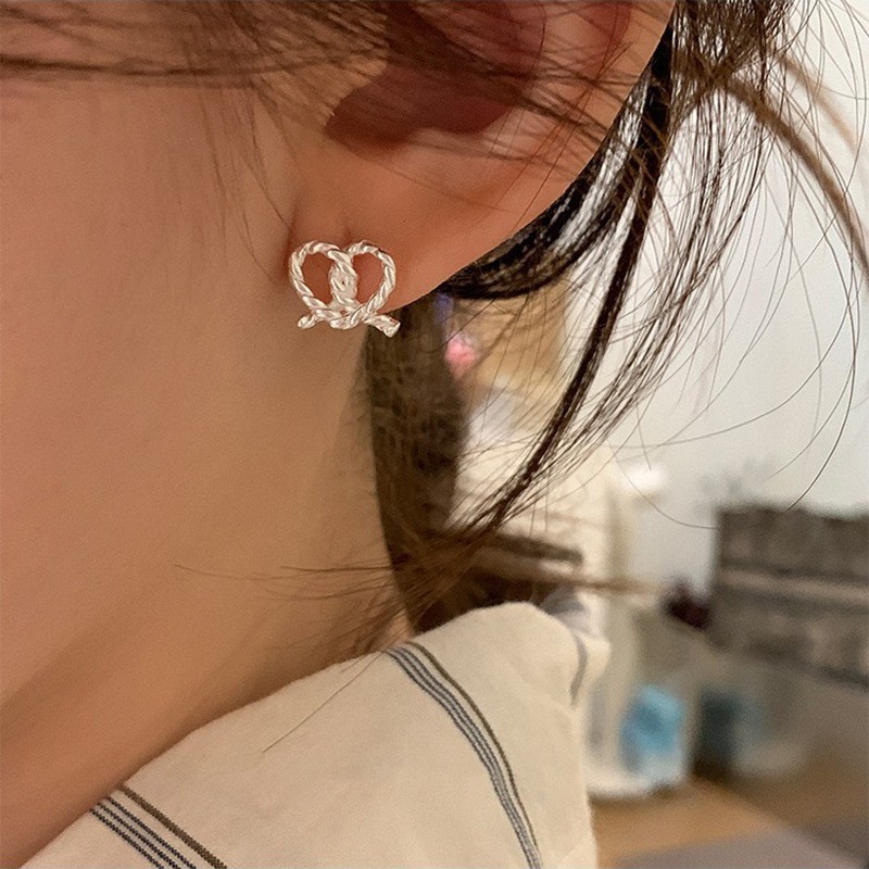 925纯银针耳钉女2023新款小众个性百搭高级感耳环简约养耳洞耳饰详情16