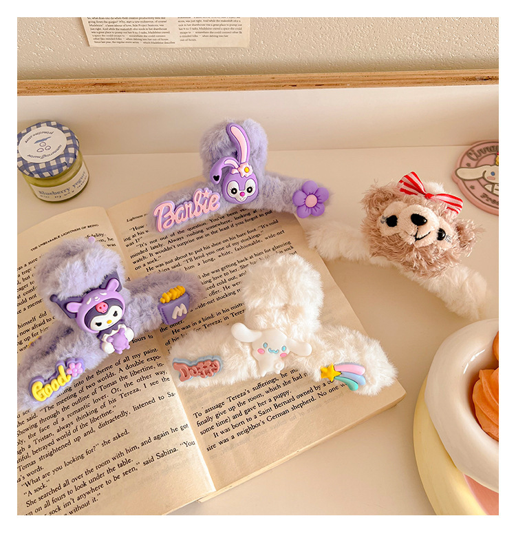 Cute and fluffy large strawberry bear clip cartoon hair clip, new autumn and winter sweet and girlish shark clip headwear pic 23