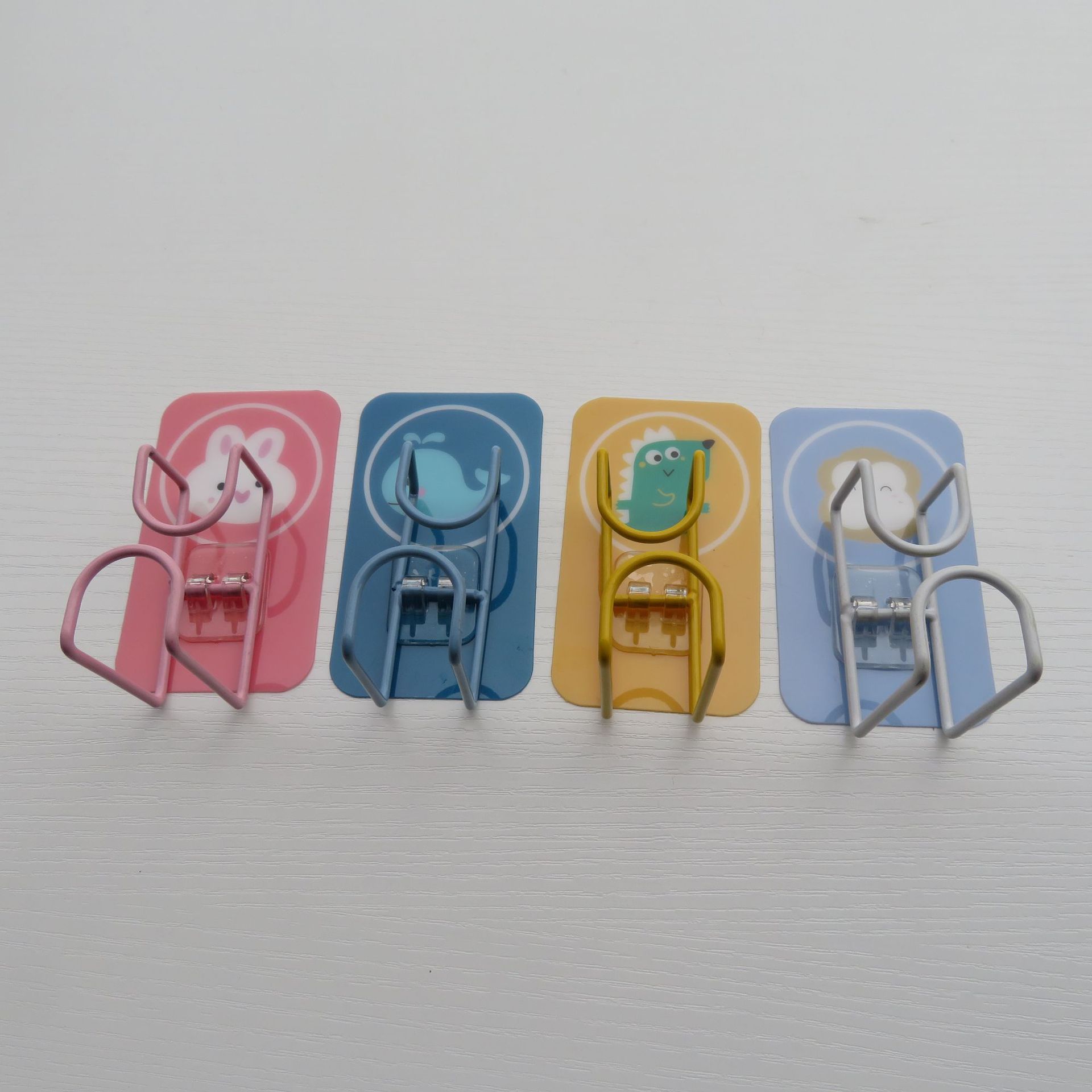 Non-perforated ironwork baked paint bathroom washbasin hook, seamless wall-mounted strong adhesive stainless steel washbasin storage rack pic 9