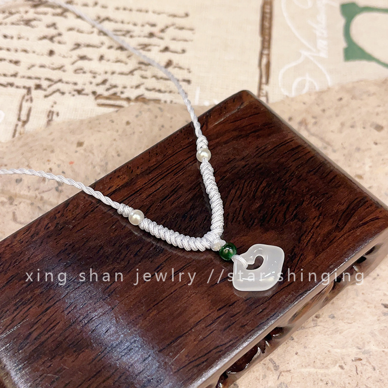 This simple new Chinese-style retro Zen-inspired necklace is versatile and elegant. It features a niche ethnic collarbone chain with an ancient design sense as an accessory pic 20