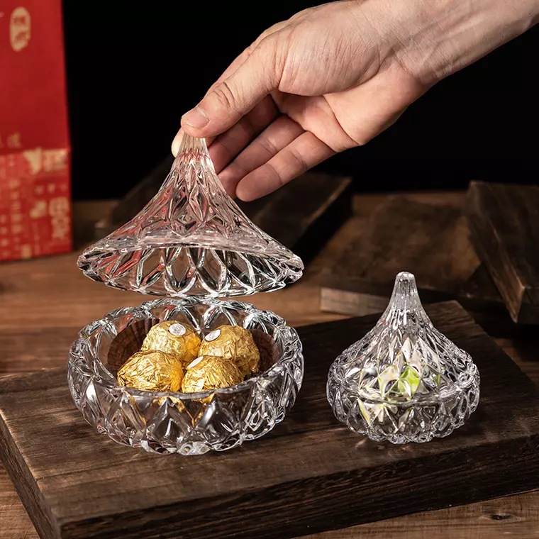 Wholesale of glass sugar jars, crystal jewelry, rings, storage jars, candles, aromatherapy containers, pine nut candy cups and decorative ornaments pic 4