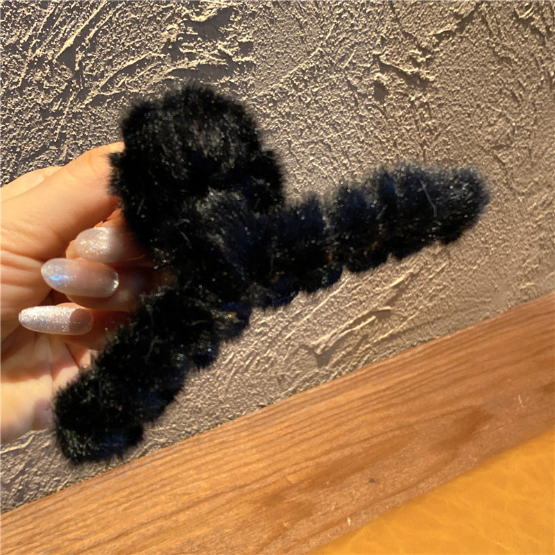 2023新款秋冬毛绒后脑勺发抓夹 网红毛绒可爱优雅鲨鱼夹发夹头饰详情17