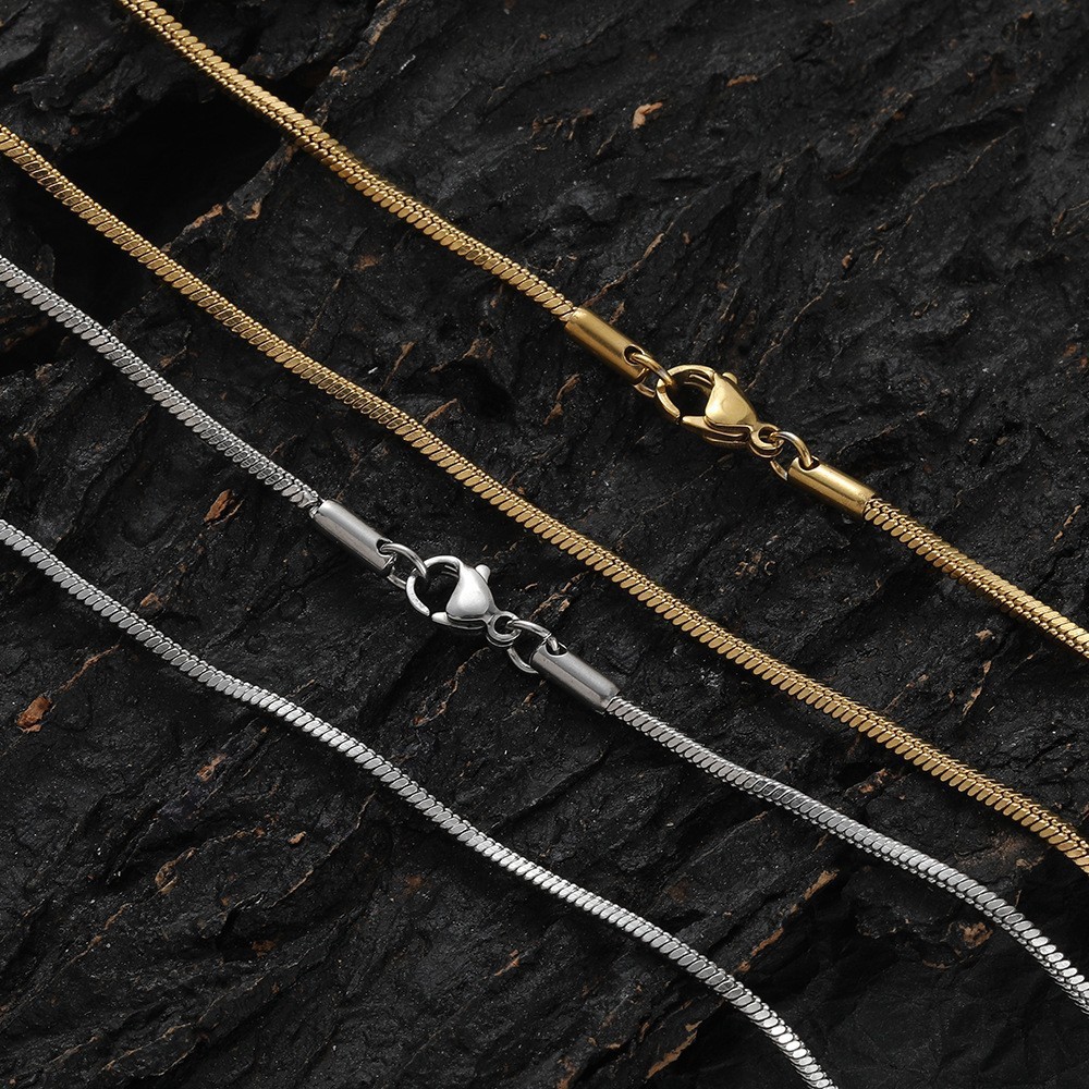 Titanium steel square snake chain necklace for men, with a light luxury and niche feel. Square snake bone chain for men, collarbone chain for women, fashionable pic 24