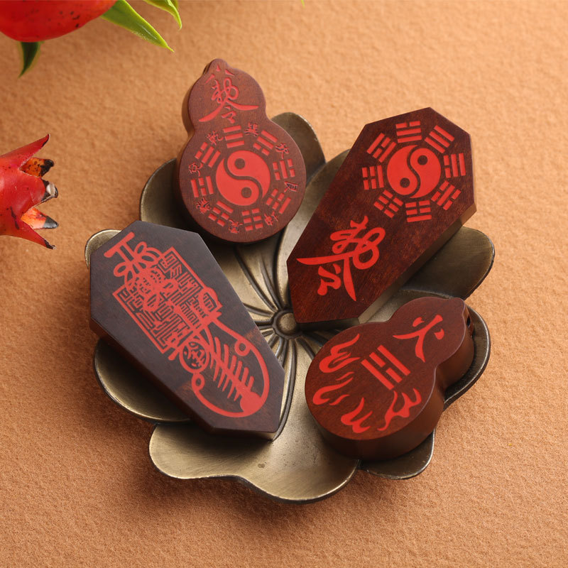 雷击枣木镶朱砂吊坠挂件道家法器用品项链葫芦阴阳太极八卦道家                               详情1