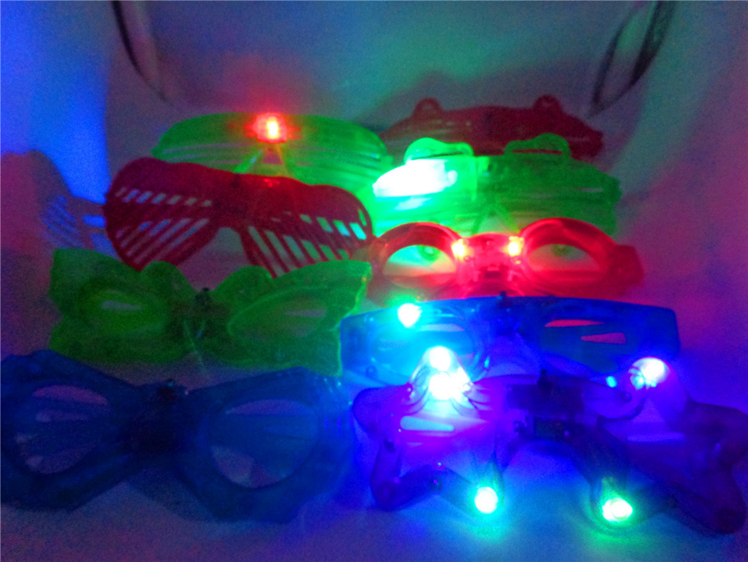 Birthday party glowing eyes, flashing cheers, blinds, LED eyes, street stall bestsellers, plastic butterfly eyes pic 1