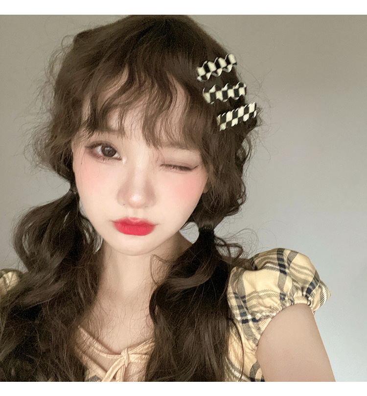 High-end style hair clips for women, summer bangs clips, duckbill clips, internet-famous seamless hair clips, side checkerboard clips, headwear pic 4