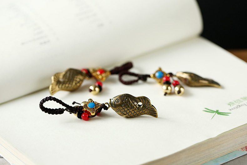 Pure copper has fish every year. Brass key chains, metal pendants, car accessories, male and female carp, car key pendants pic 14