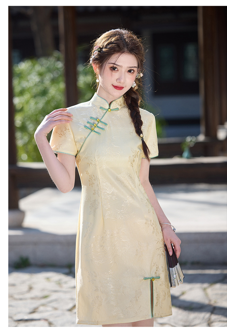 国潮春夏新款气质改良复合蕾丝提花小短款旗袍年轻气质小个子详情13