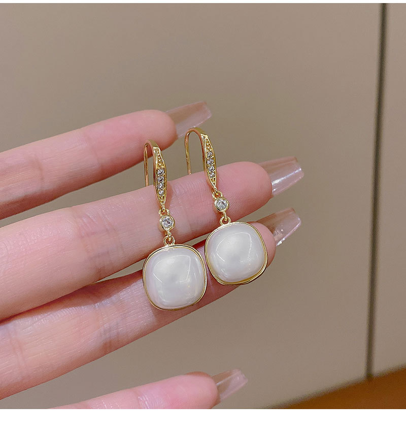 韩国复古珍珠吊坠耳环女ins潮轻奢超闪微镶锆石耳钩款耳饰品批发详情13