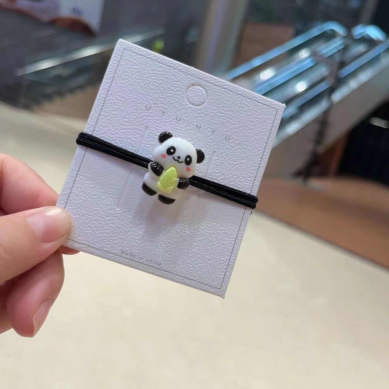 卡通可爱熊猫发绳新款亮面抱竹子熊猫发夹儿童鸭嘴夹发卡头饰批发详情9