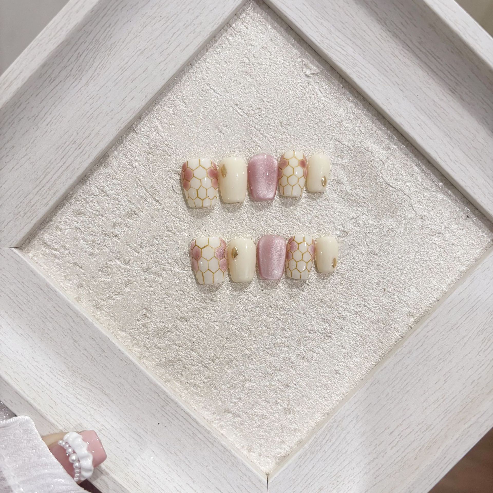 Jx春季清新新款穿戴甲片高级感纯手工制作美甲贴海洋密语粉桃芝士详情12