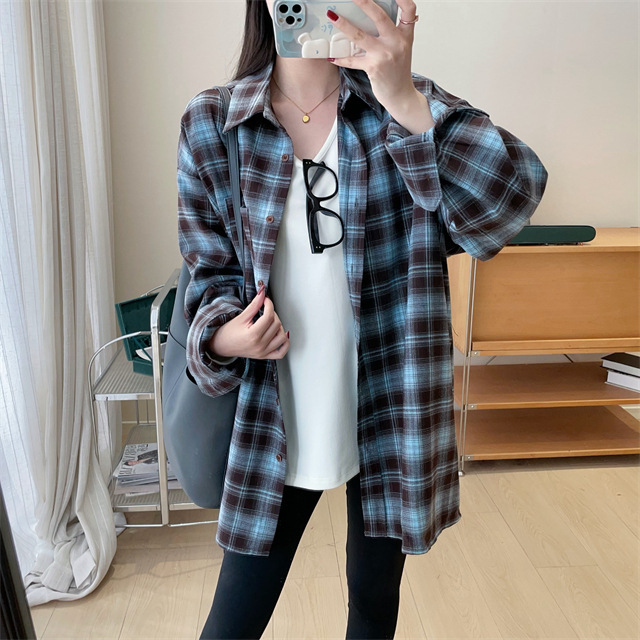 A retro, fashionable, loose and slimming mid-length brushed checked shirt for women in spring, new F090225 pic 7