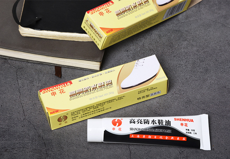 Wholesale of daily necessities, T Shenhua high-end shiny shoe polish available in black, white and brown. One-yuan and two-yuan store street stalls pic 16