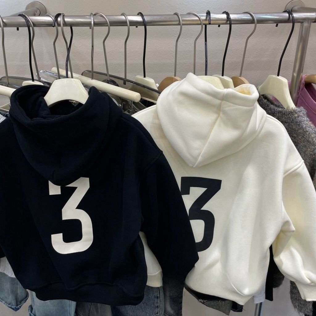 The new Korean-style thickened one-piece fleece hoodie for boys, girls and babies in autumn and winter 2024 is trendy pic 5