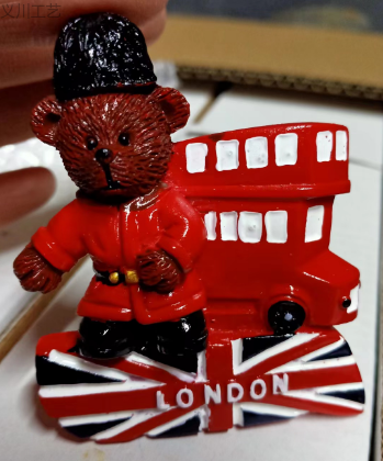厂家直销  英国包包靴子小汽车造型3D立体树脂冰箱贴磁力贴现货批发详情2