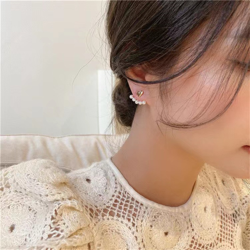 The S925 silver needle, a niche design, pearl heart-shaped stud earrings from Dongdaemun, South Korea, are trendy and versatile pic 54
