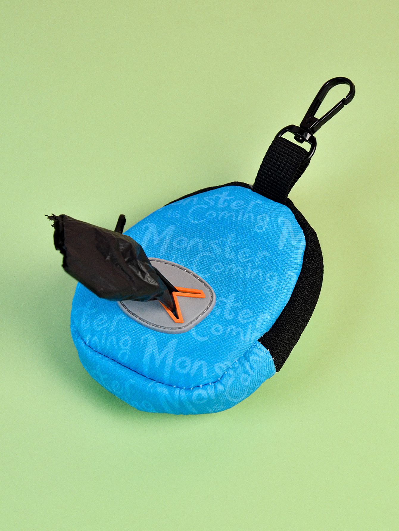 跨境新款万圣节礼物恶搞迷你怪兽款宠物垃圾袋分配器拾便袋收纳包详情8