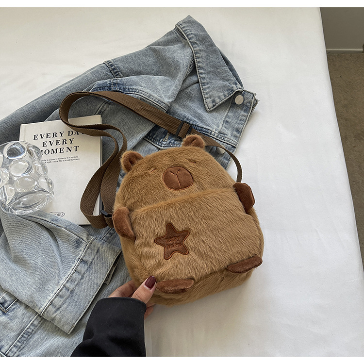 卡通玩偶稀奇古怪奇怪可爱包包女生2024新款棕色小熊毛绒包斜挎包详情12