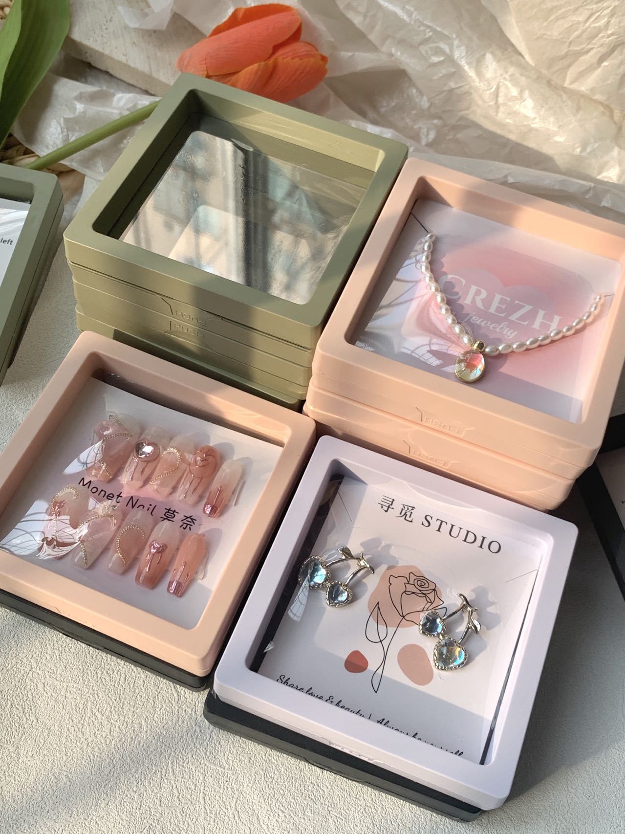 Suspended box, wearable armor box, necklace bracelet box, handchain box, jewelry box, packaging box, transparent film jewelry box pic 14