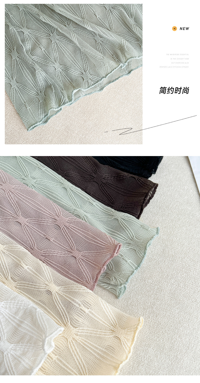 A new Korean-style slimming and sexy lace base layer with a black ear-trimmed high-neck and long-sleeved top for women pic 12