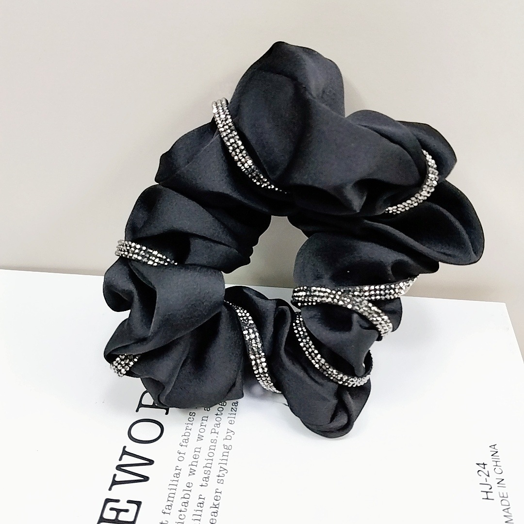 The national trend series of fashionable rhinestone hair bands, large intestine bands, headbands, high-end, simple and sophisticated black hair bands and hair accessories pic 9