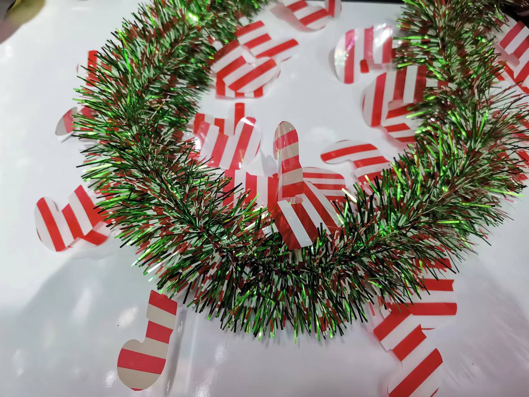 Christmas crutches are decorated with colorful stripes, and Christmas festival decorations are festive and joyous with wool stripes and latte art pic 9