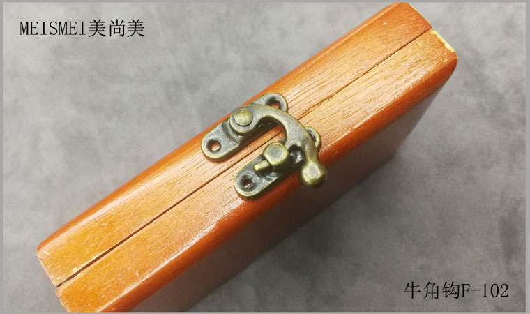 28*34mm bag buckle, horn hook, antique lock buckle, packaging box, bag hardware accessories, buckle, small bronze color pic 18