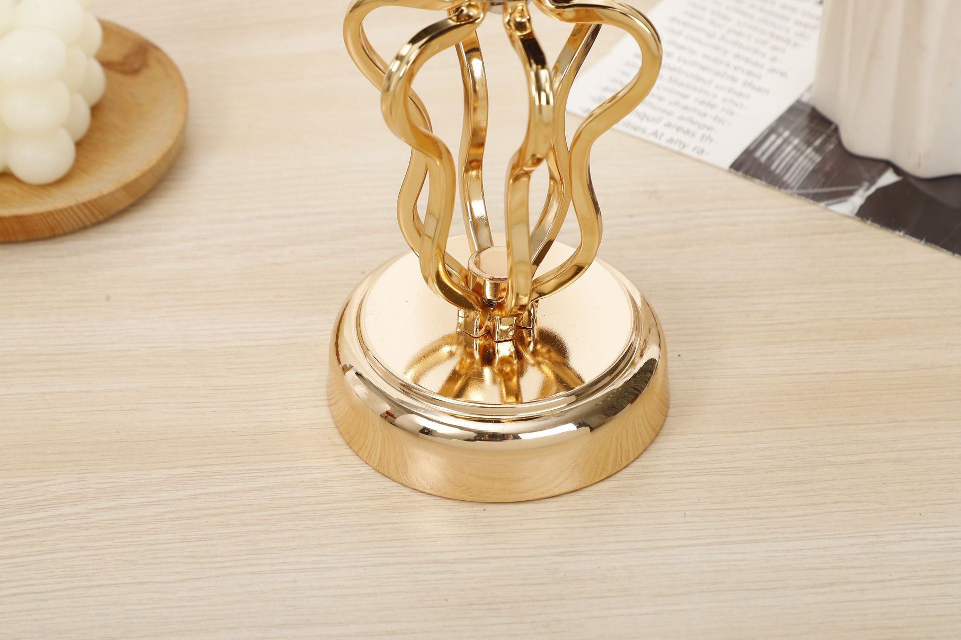 New European retro metal candlestick, creative cup-shaped metal candlestick, home and hotel candlestick decoration pic 3