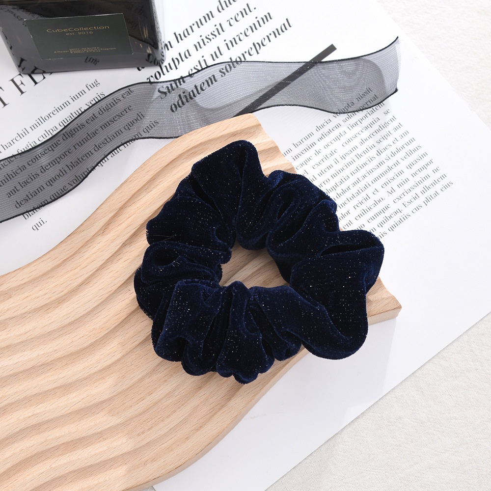 Wholesale of Korean-style light luxury glitter plush large colon hair bands, creative pearl coil hair leather bands, retro glitter hair strings and hair accessories pic 6