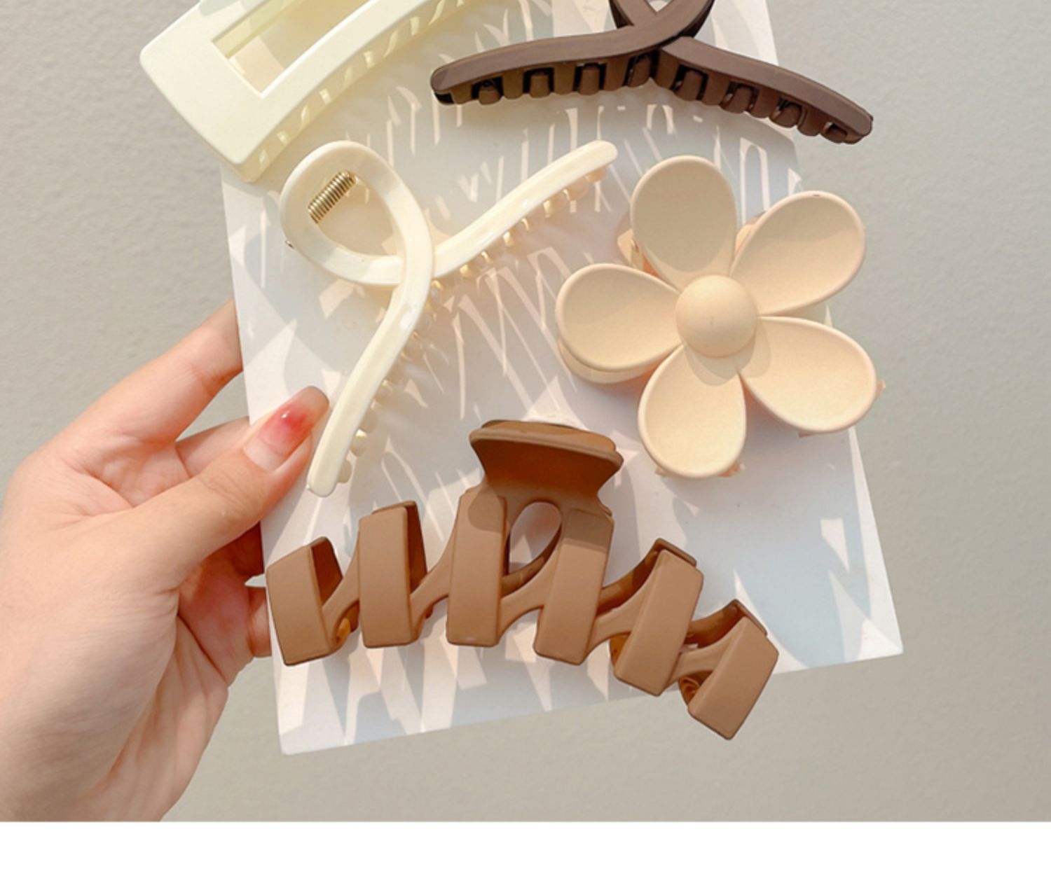 Korean-style large updo hair clips, high-end hairpins, shark clips, ins atmosphere, autumn and winter plush hair accessories pic 33