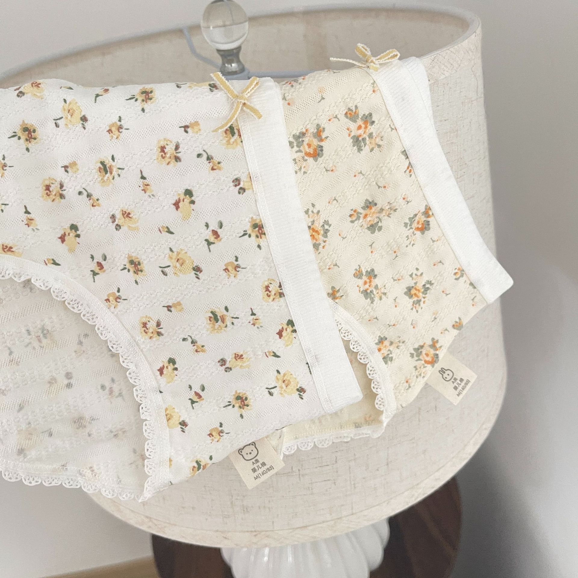 春夏新款5a抗菌裆纯棉内裤女中腰碎花蕾丝边全棉针织女士三角裤详情22