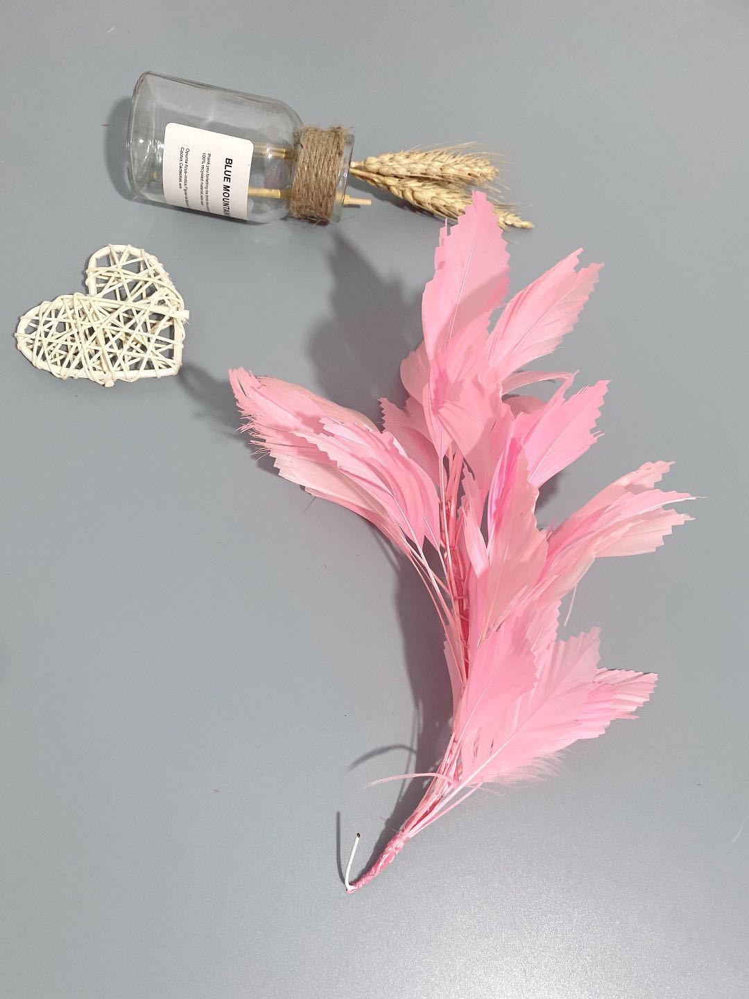 The manufacturer supplies DIY feather wire flower headwear, clothing accessories, stage performance decorations, and colorful feather corsages pic 19