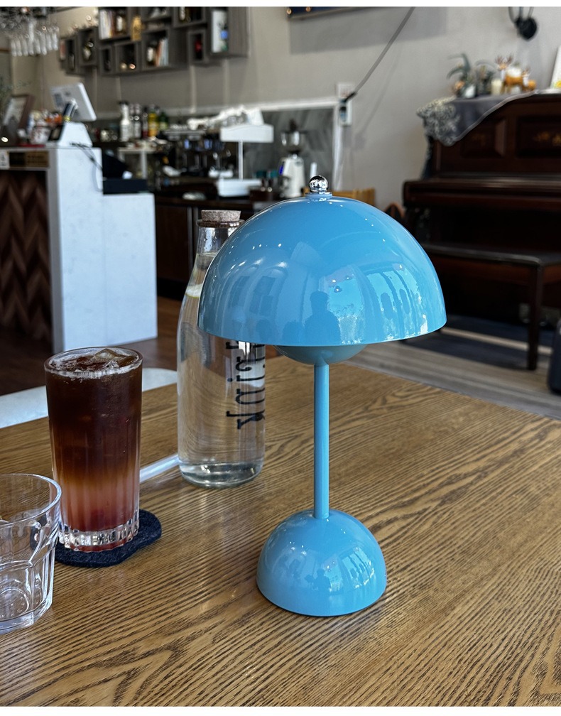 跨境热销装饰台灯 源头工厂现货现发USB充电触摸卧室蘑菇花苞台灯详情7