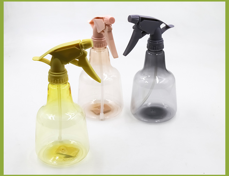 A manufacturer of transparent plastic sprayers, transparent bottles and jugs, and horticultural irrigation tools for self-sale pic 13