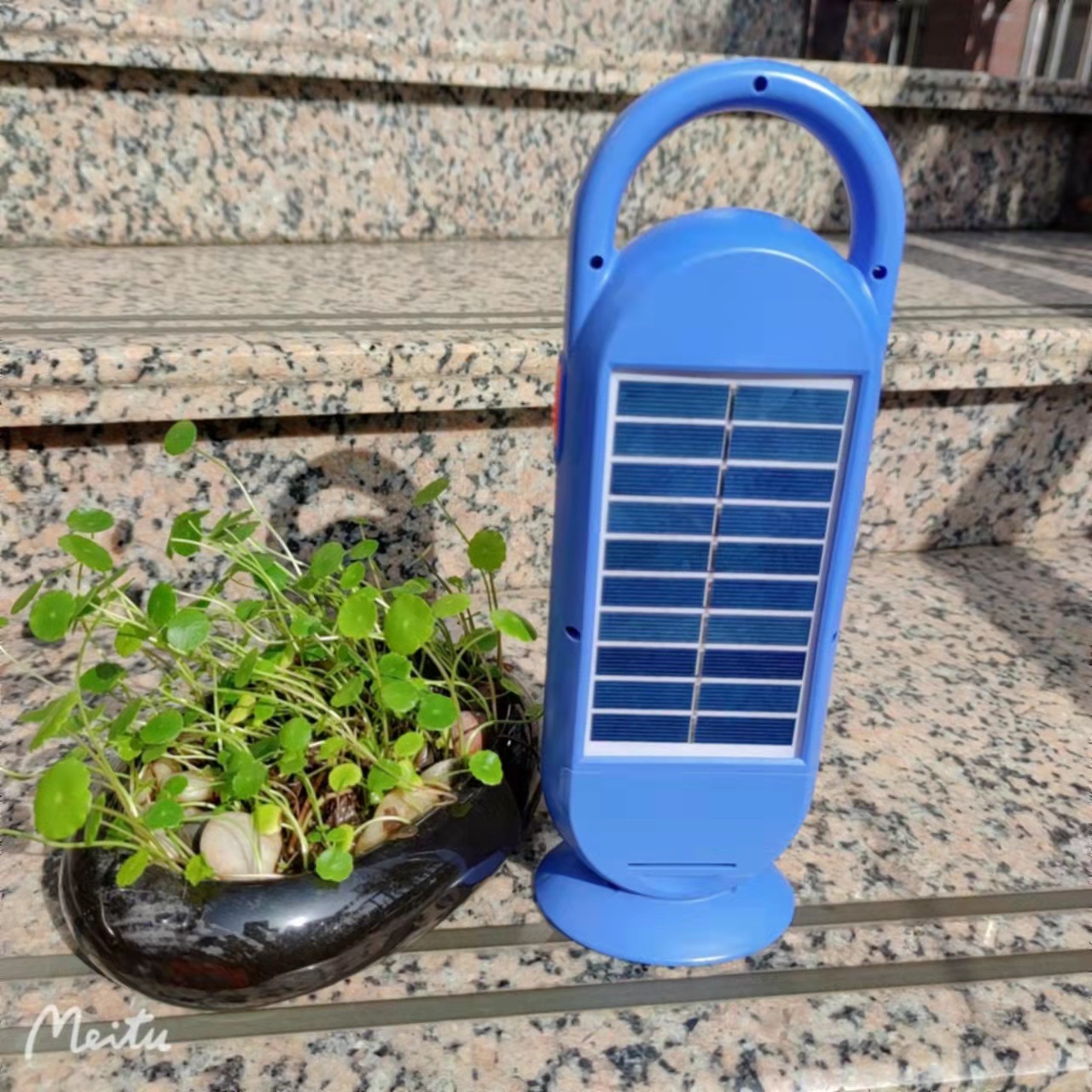 Solar-powered emergency lights, outdoor camping tent emergency lights, small system work lights pic 2