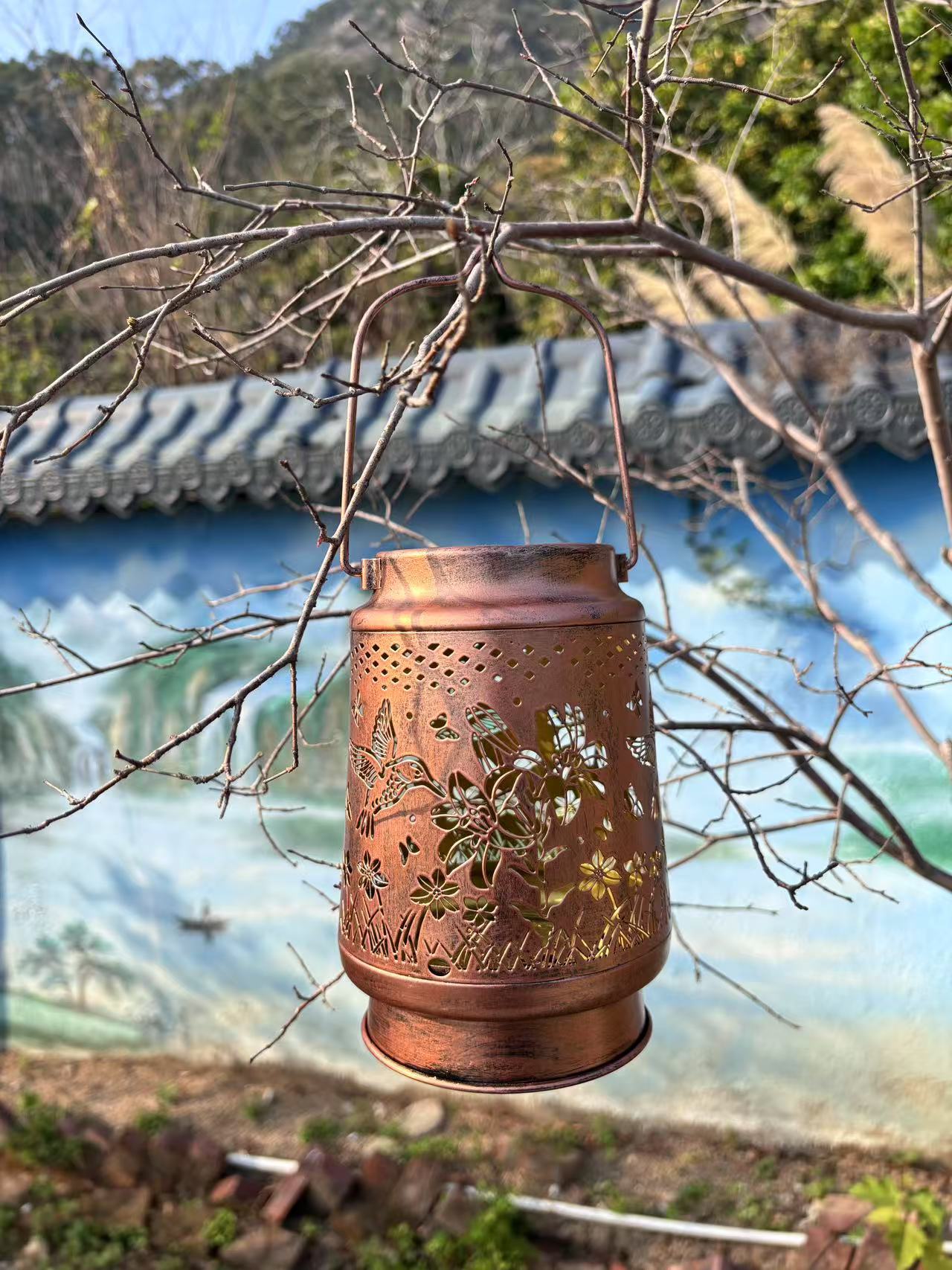 Solar-powered outdoor courtyard hanging lamps, ironwork hollowed-out hummingbird, butterfly, chrysanthemum and animal projection installations pic 10