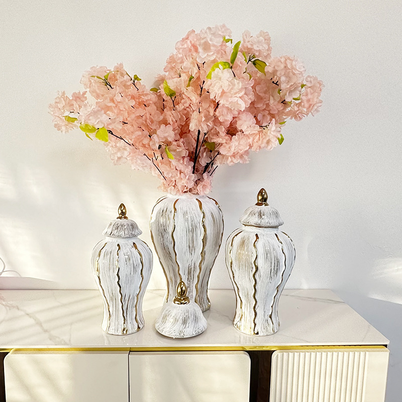 2025 Light luxury retro antique antique electroplated gold ceramic hand-painted black and white lacquer striped General Can Model Room hotel pic 3