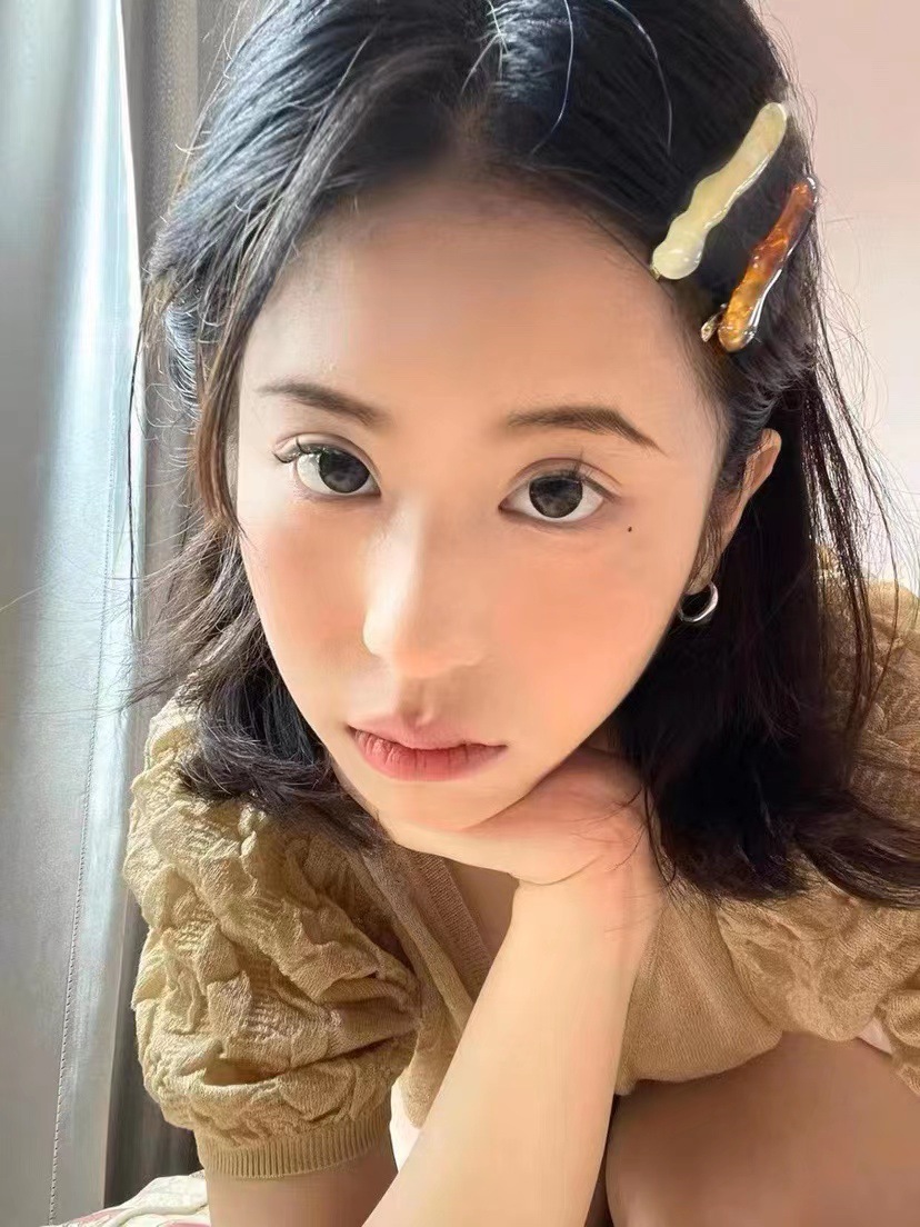 Korean irregular acrylic wavy hair clips, 2023 new retro side one-line bangs clips, side clips pic 6