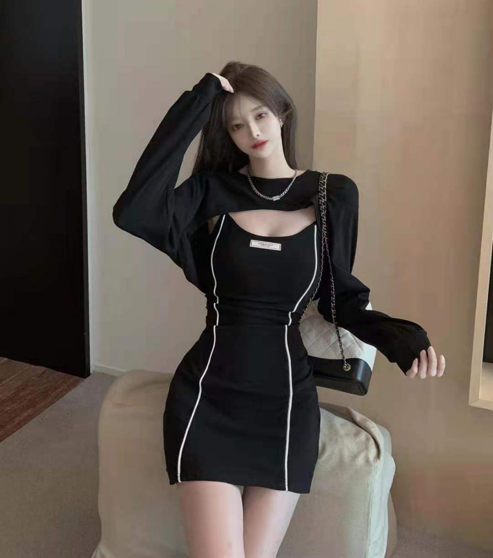 德绒吊带连衣裙女性感纯欲气质包臀短裙秋季新款打底裙子两件套装详情30