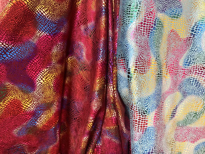 Wholesale of national trend polyester super soft simulated flying dragon doll fabric, toy accessories, dinosaur pattern short plush fabric, and seven-color velvet fabric pic 3