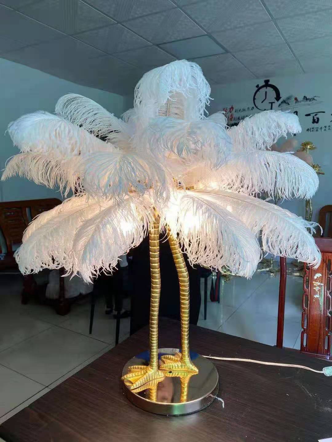 The manufacturer has 75-80 thick ostrich feathers in stock for wedding decoration, home furnishings and carnival, with a variety of colorful feathers pic 30