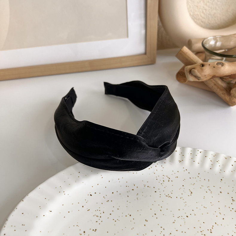 French elegant black hairband, sweet pearl braided hairpin, knitted height-increasing headband, wide-edge hairpin for women pic 28