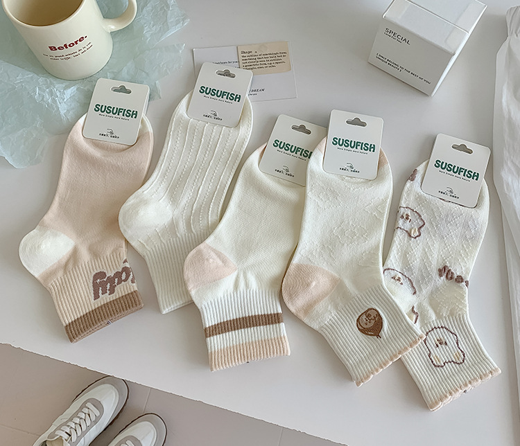 袜子地摊一件代发袜子女夏季薄款短筒棉袜女 网眼吸汗透气百搭女船袜 诸暨女袜批发一件代发详情3