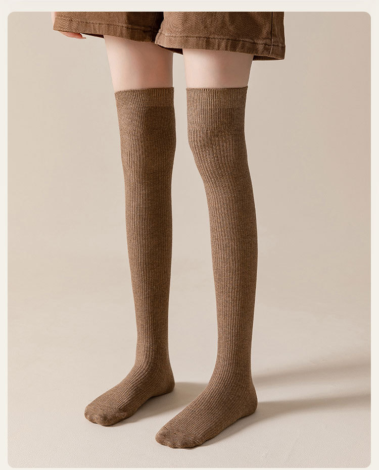 Calcetines stand one piece por encima de la rodilla calcetines de otoño e invierno para mujeres calcetines de algodón de color sólido rodilleras botas presión piernas delgadas extensiones antideslizantes muslos calcetines one piece por el cabello pic 13